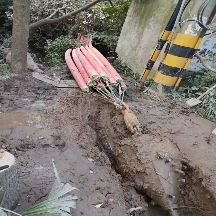 金山双门矿拖拉管